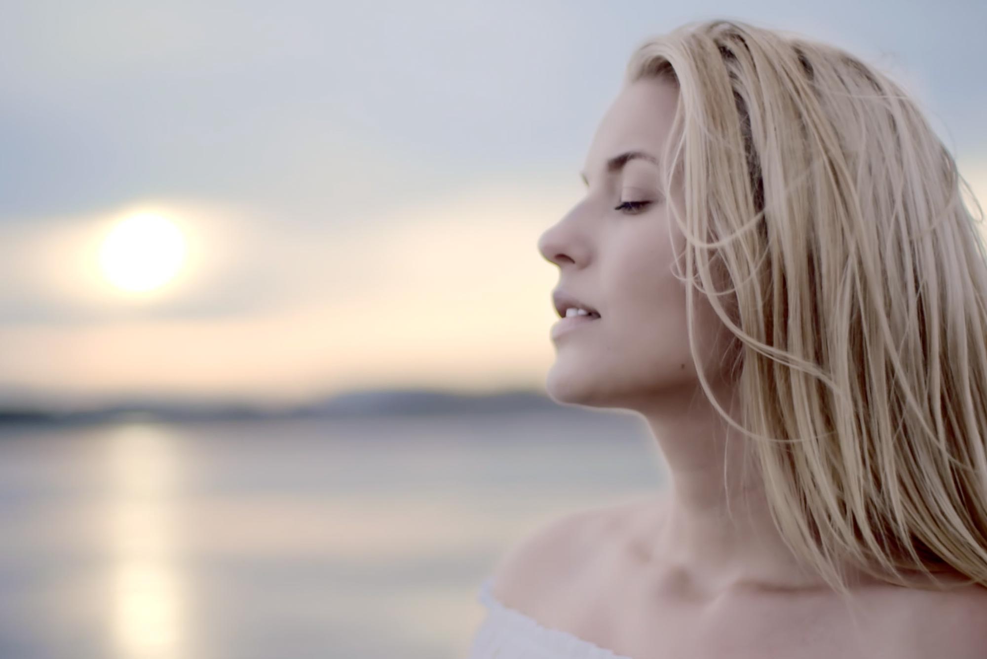 Digital detox woman